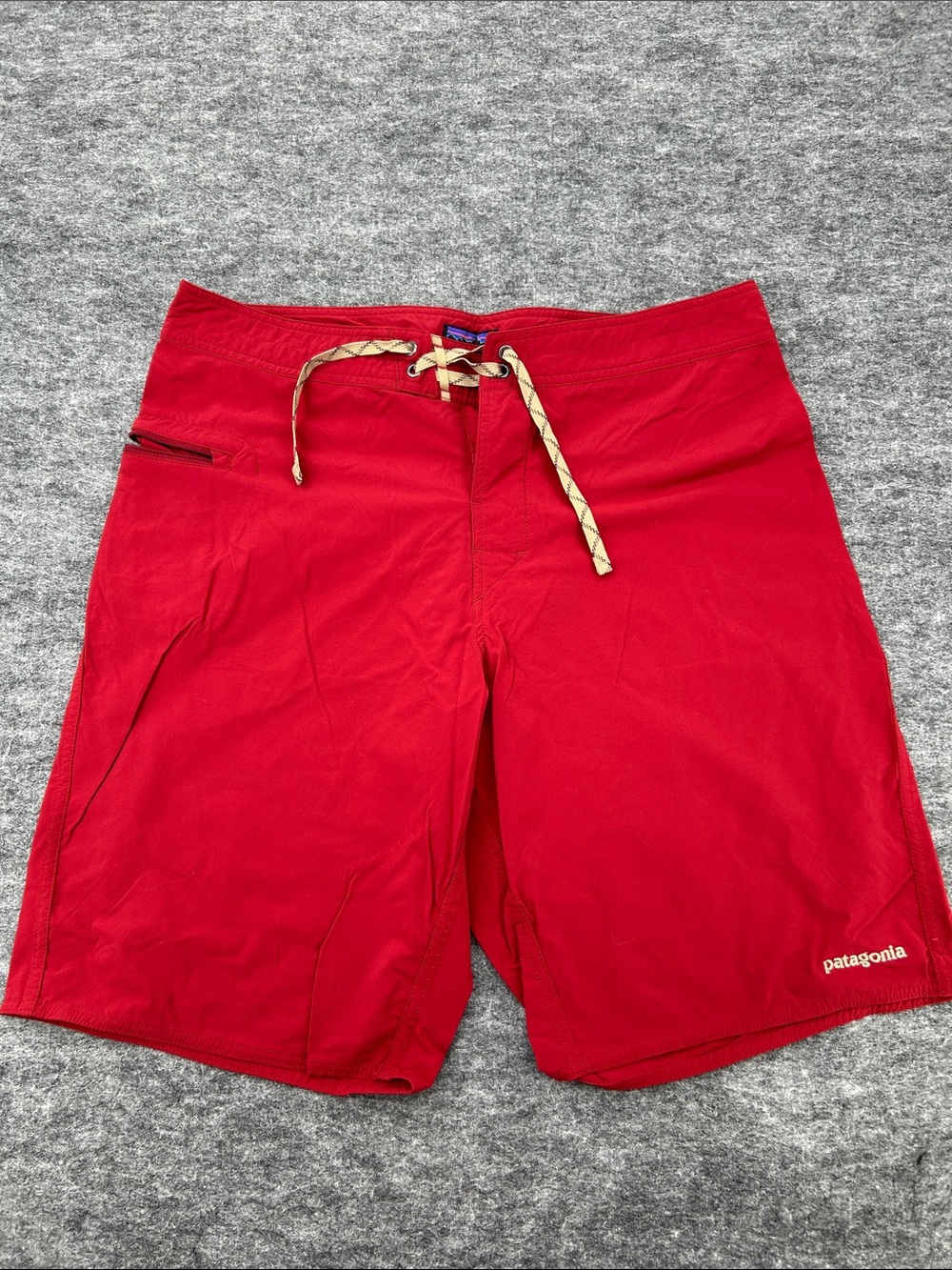Patagonia Men's Red Stretch Wavefarer Board Shorts Size 36